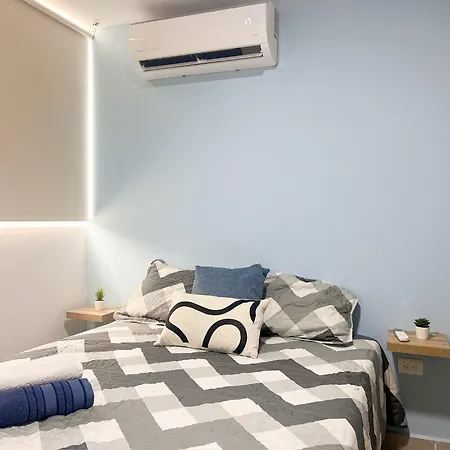 Comodo 2 Cuartos Ac Y Piscina *