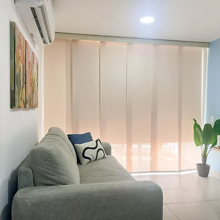 Comodo 2 Cuartos Ac Y Piscina *