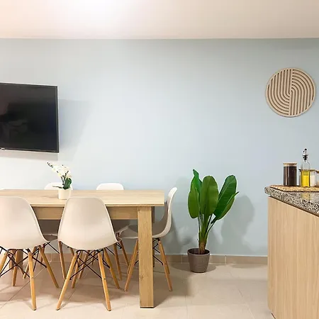 Comodo 2 Cuartos Ac Y Piscina Apartamento *