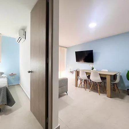 Apartamento Comodo 2 Cuartos Ac Y Piscina *