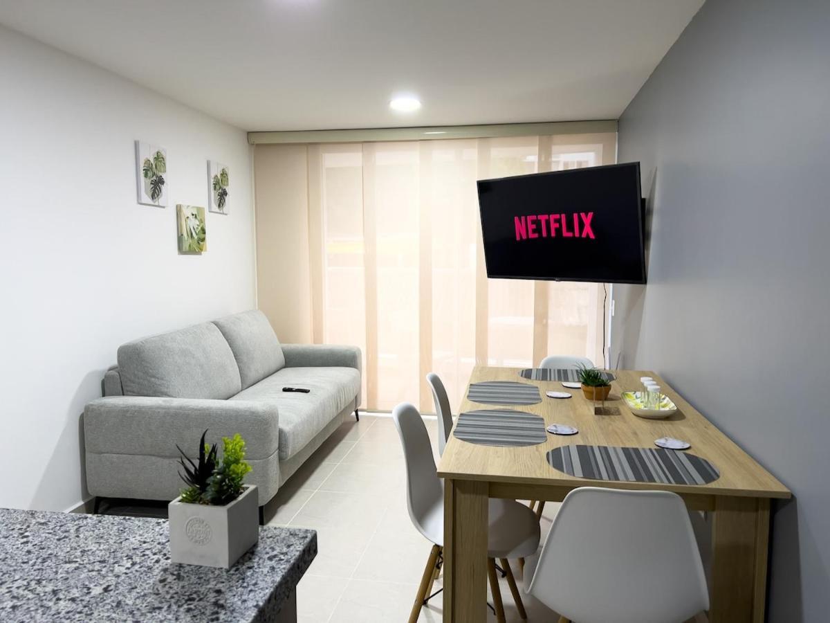 Comodo 2 Cuartos Ac Y Piscina Apartamento